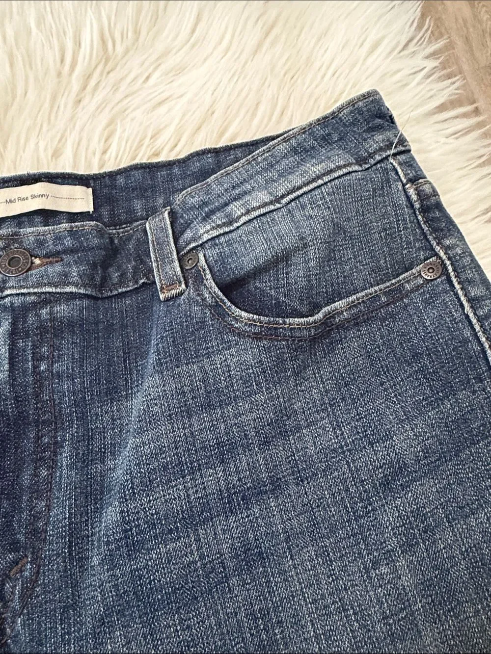 Levi's Men’s Skinny Jeans in Medium Blue Wash Size W33/L32
